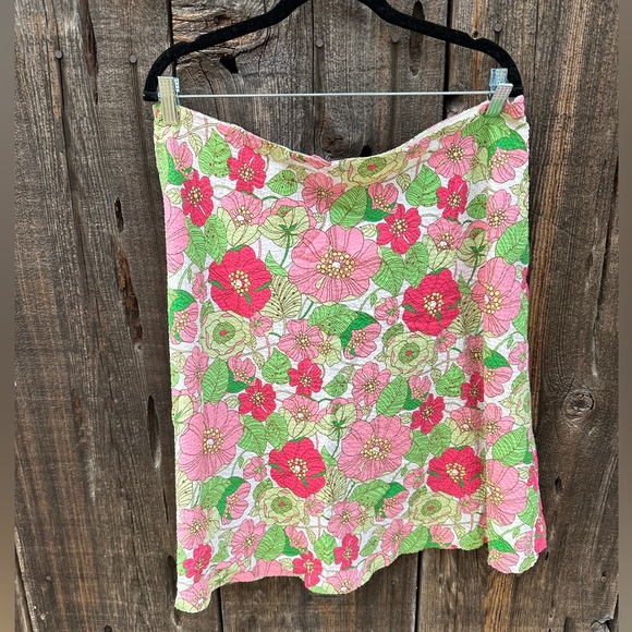 GAP Dresses & Skirts - GAP Pink, Green, & White Floral Textured Skirt